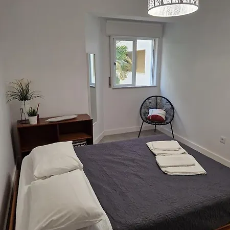 T2 Palmeira Gale-praia Da Gale Apartment *